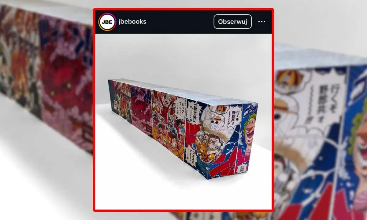 Długi rząd mangi "One Piece" w japońskim wydaniu, być może największa książka na świecie, z kolorowymi ilustracjami postaci.